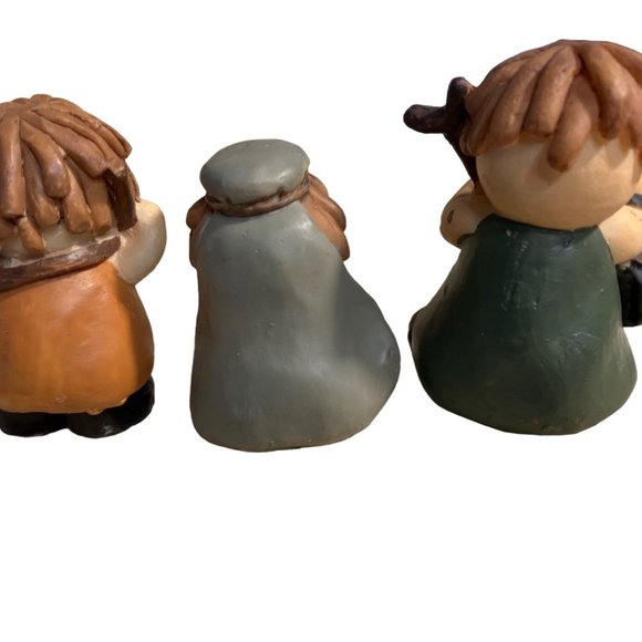 Nativity set 8 Piece Ceramic porcelain Christmas Lighted Whimsical Children - Picture 8 of 14